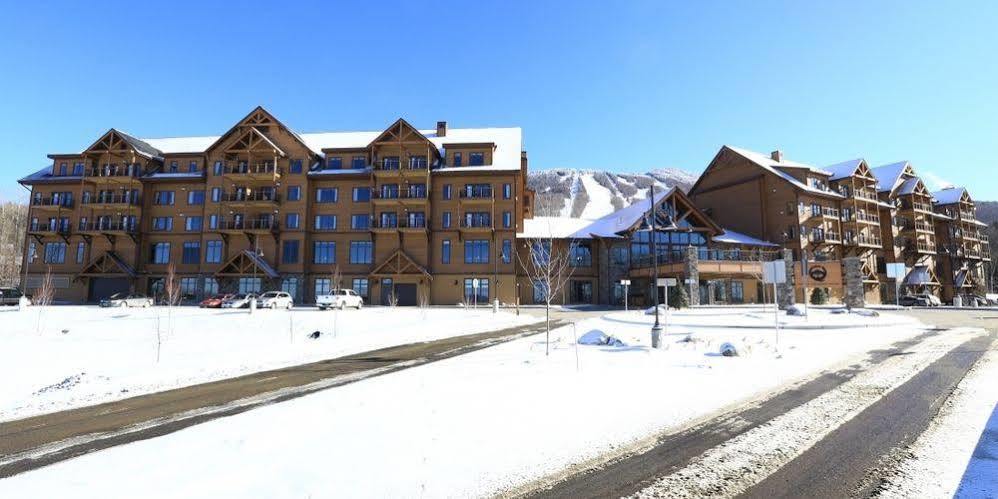 Burke Mountain Hotel And Conference Center Exterior photo